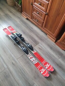 Predam detske zavodne lyze ROSSIGNOL,dlzka 132 cm