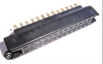 Kúpim čierne konektory URS Tesla