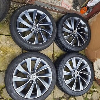 Zimna sada Turbine R18 Superb Passat