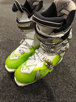 SKIALPOVÉ LYŽIARKY LOWA 43-44,5EUR