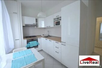 Na prenájom 2izb. Harmanecká, 62m2, balkón, p. 3/4, komplet