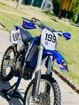 YAMAHA YZ 125