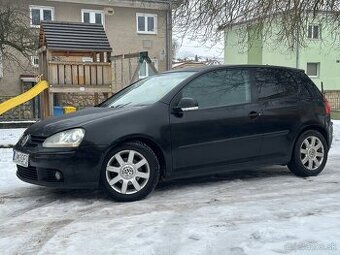 Volkswagen Golf V 1.9 TDi 77kw