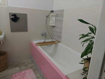 Prenajmem 2izbový byt v Seredi - 1