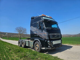 Tahač volvo FH16 700 6x4 r.v.2013 automat,hydraulika
