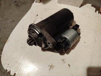 Štartér golf 4 1,4 benzin