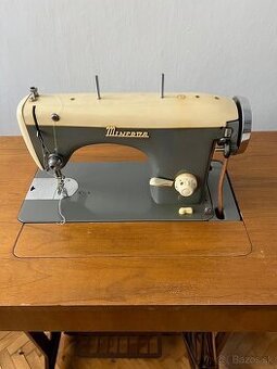 Minerva šijací stroj