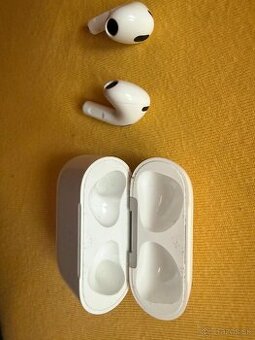 AirPods 3