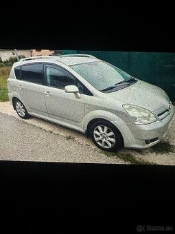 Predám náhradné diely TOYOTA COROLLA VERSO 04-08