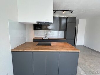 TRIOREALITY - Exkluzívny 3-izb byt s 2 terasami - prenájom