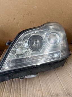 Predné xenónové svetla Mercedes-Benz GL x164