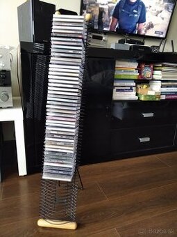 Stojan na CD 50 miestny