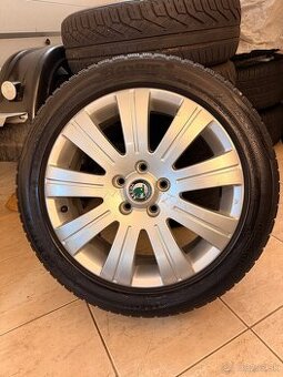 Zimný komplet Škoda originál 17