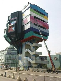 Stavebný výťah BÖCKER výška až 25 m - motor HONDA - CZ ŠPZ