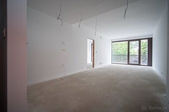 PREDAJ 2 izbový byt s loggiou, Tomášiková, Ružinov BA