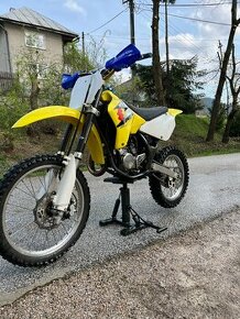 Suzuki RM85