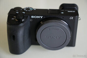 Znova aktuálne    Sony a6600