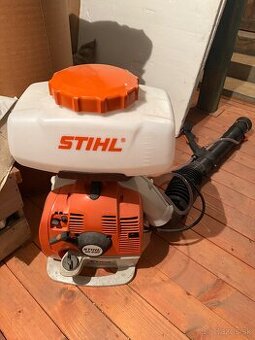 Motorovy rosic STIHL SR430