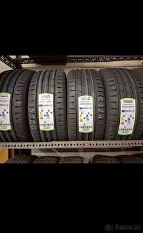 225/40ZR18 NOKIAN