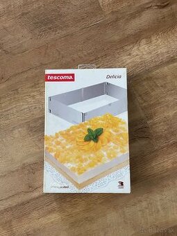 Nastaviteľná forma na pečenie Tescoma