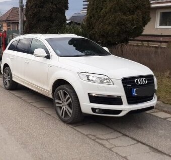 Q7