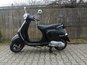 Piaggio Vespa LX 125