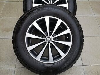 Elektróny  5x114,3 r16 s celoročne pneumatiky 215 70 R16