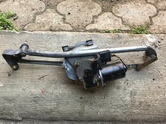 Predám mechanizmus stieračov na BMW e36 COUPE
