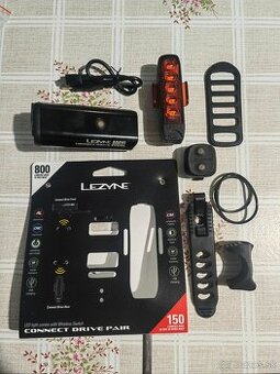 Lezyne Connect Drive 800XL / Strip Connect Pair, čierne