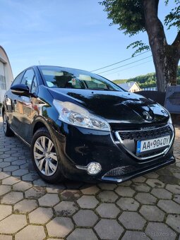 Predam Peugeot 208 1,4 benzin / tovarensky plyn