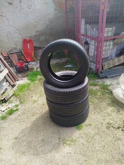 Predám letné pneu 195/55 R16 H Continental