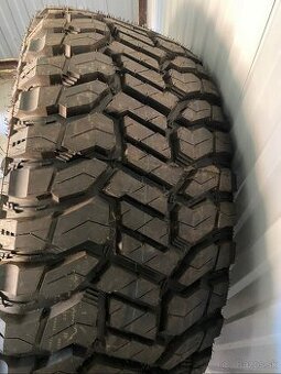 Predám 4ks pneu offroad Radar Renegarde