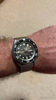 Seiko 5 SRPD73K1