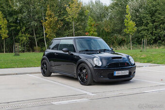 Mini Cooper S R53 so 170k, servisované so zimným prezutím
