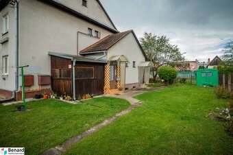 NA PREDAJ BYT v BYTOVOM DOME s vlas. POZEMKOM 325 m2, V. Šar
