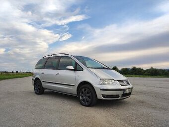 VW Sharan 1.9 TDI 85 kW 7miest