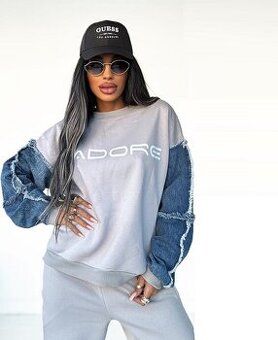 Moderna damska siva teplakova suprava s denimom NOVA