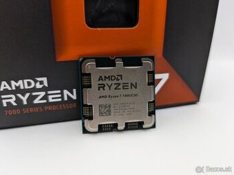 AMD RYZEN 7 7800x3D