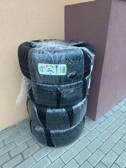 Nokian Tyres Snowproof 2 SUV 255/40 R20 XL 101 V