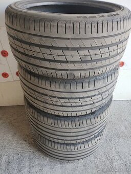 Letné pneu 245/40 ZR19