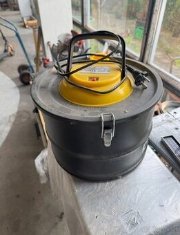 Vysávač na popol power plus