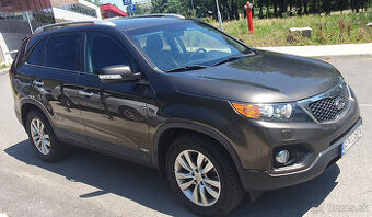 Predám KIA SORENTO 2,2 AWD CRDi – AT6, 4x4; 145 kWh; 12/2012
