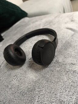 JBL Tune 670NC (JBLT670NCBLK) čierna