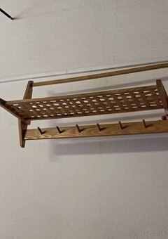 Retro vešiak - polička