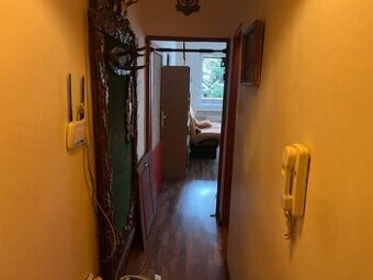 💎 Garsónka v centre Zvolena s loggiou | tichý vnútroblok