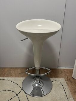 Predám barovú stoličku