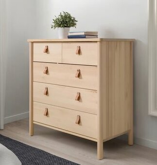 Komoda BJÖRKSNÄS  IKEA– 5 zásuviek, breza, 90 × 47 × 90 cm