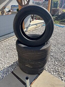 Pirelli Scorpion 235/60 r18 letné
