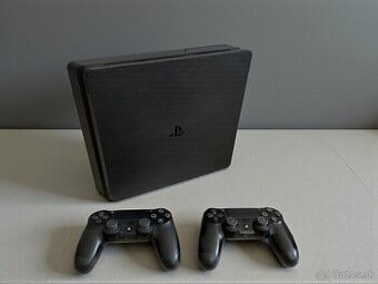 Predám Playstation 4 Slim s dvoma ovládačmi