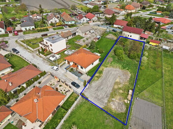 0911 234 656 Na predaj stavebný pozemok v obci Horná Potôň